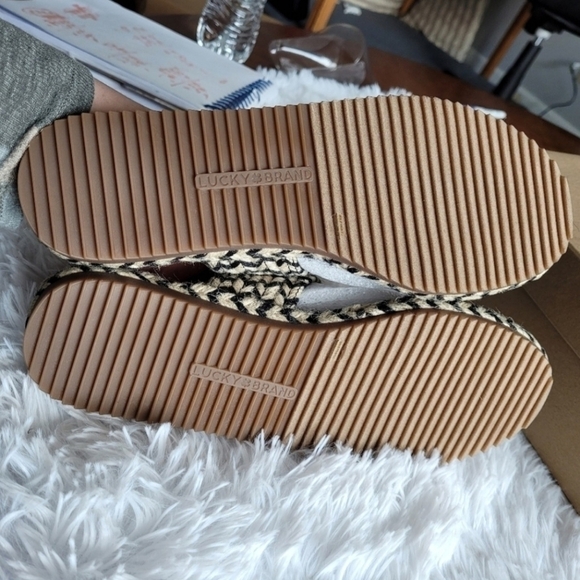 Lucky Brand Decime Espadrille Sandal. - Picture 7 of 8